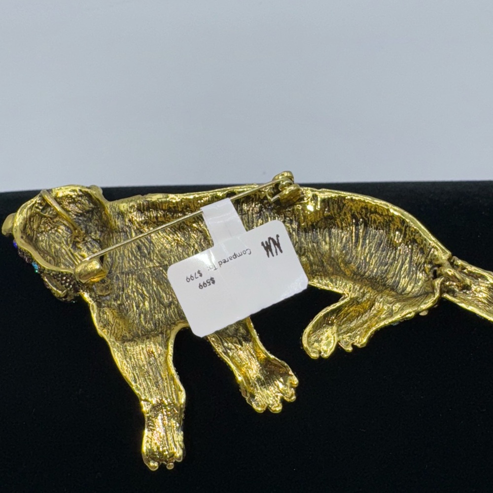 Panther Brooch - Picture 9 of 10